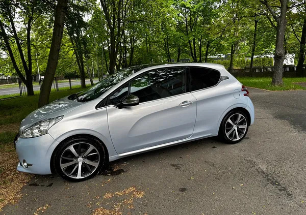 samochody osobowe Peugeot 208 cena 13500 przebieg: 184000, rok produkcji 2012 z Góra